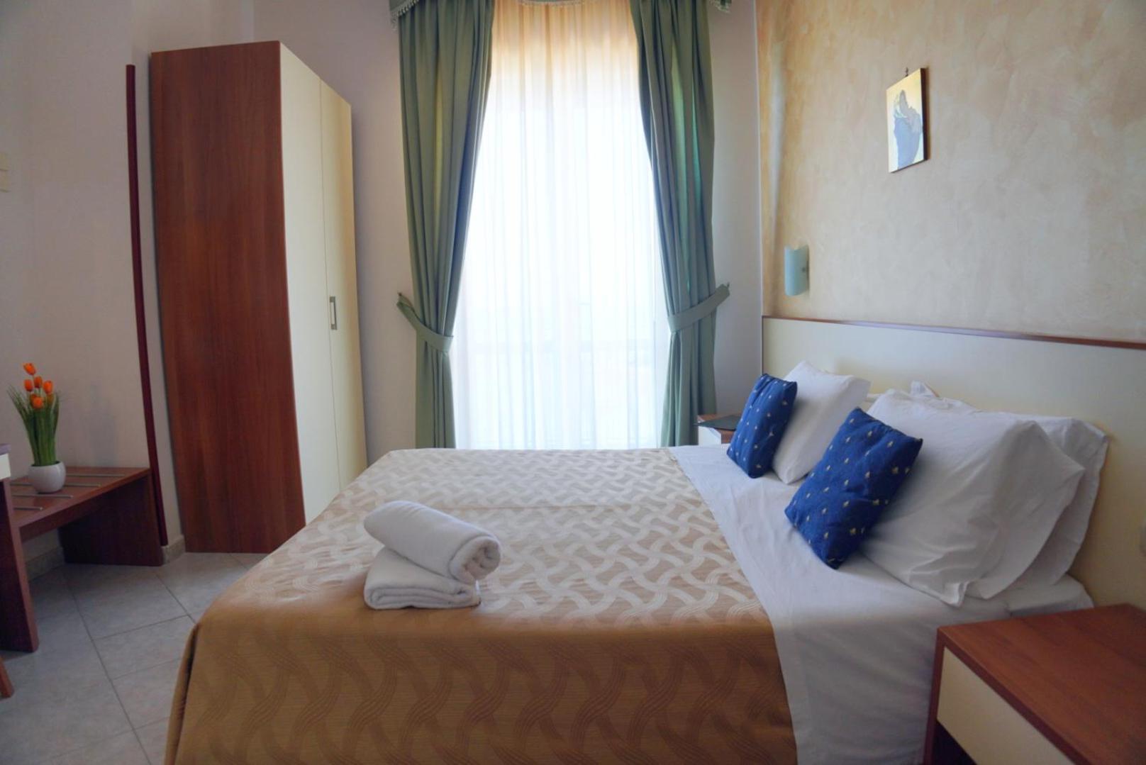 New Hotel Sonia Santa Maria di Castellabate Exterior foto