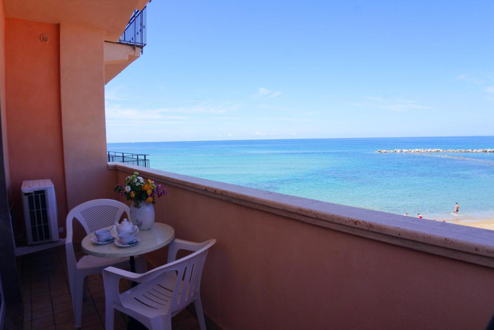 New Hotel Sonia Santa Maria di Castellabate Exterior foto