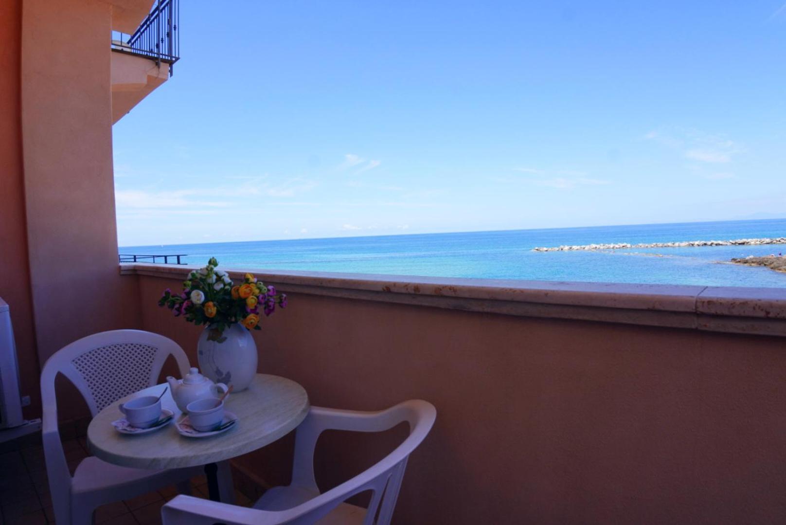 New Hotel Sonia Santa Maria di Castellabate Exterior foto